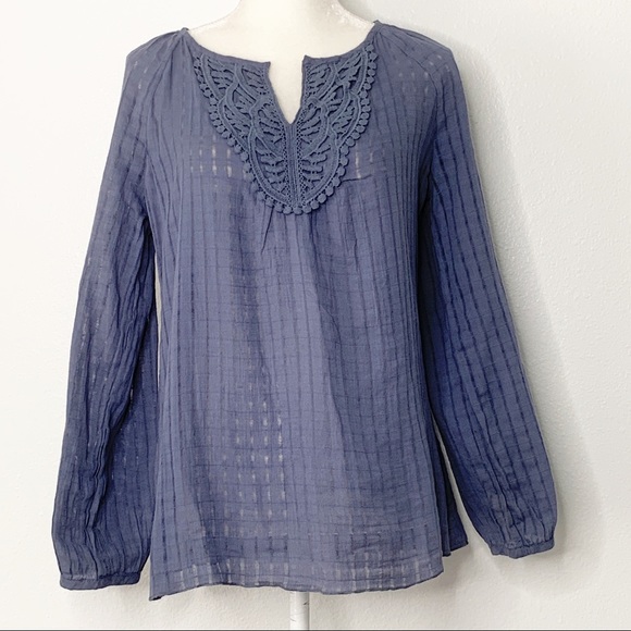 NWT Izod Lace Detail Semi-Sheer V-Neck Top - Picture 1 of 5